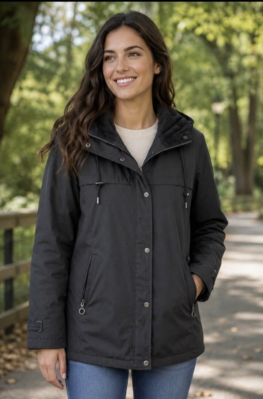 Weatherproof Hooded Jacket Women’s Sz M Pockets Drawcord Waist Sporty Utility